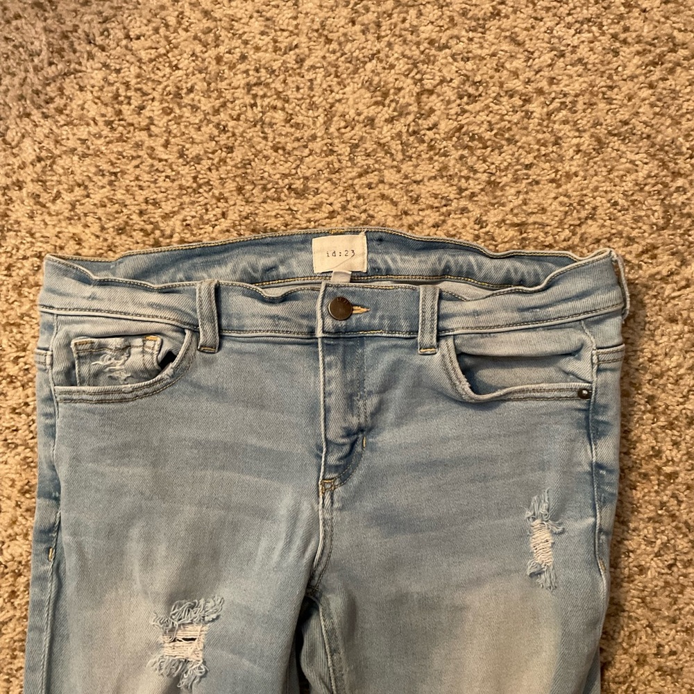 ID:23 RIPPED JEANS - Picture 3 of 8